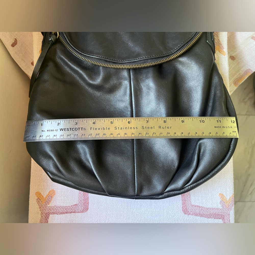 Margot Black Leather Shoulder Bag - Picture 15 of 15